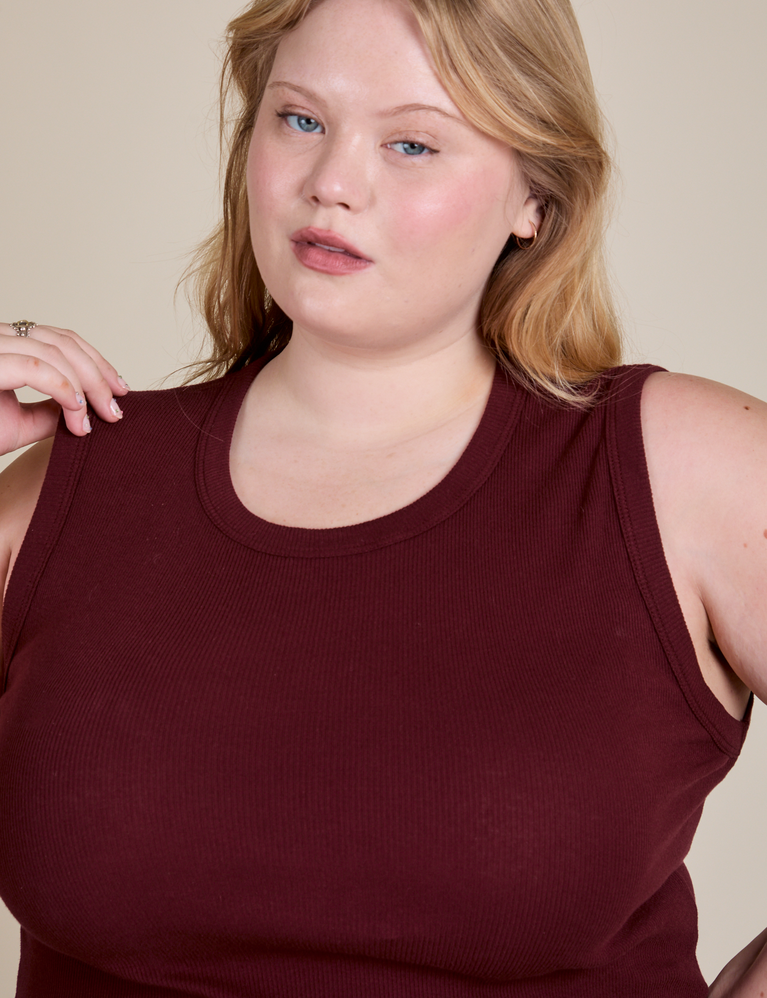 Muscle Tee in Red Wine front close up on Juliet