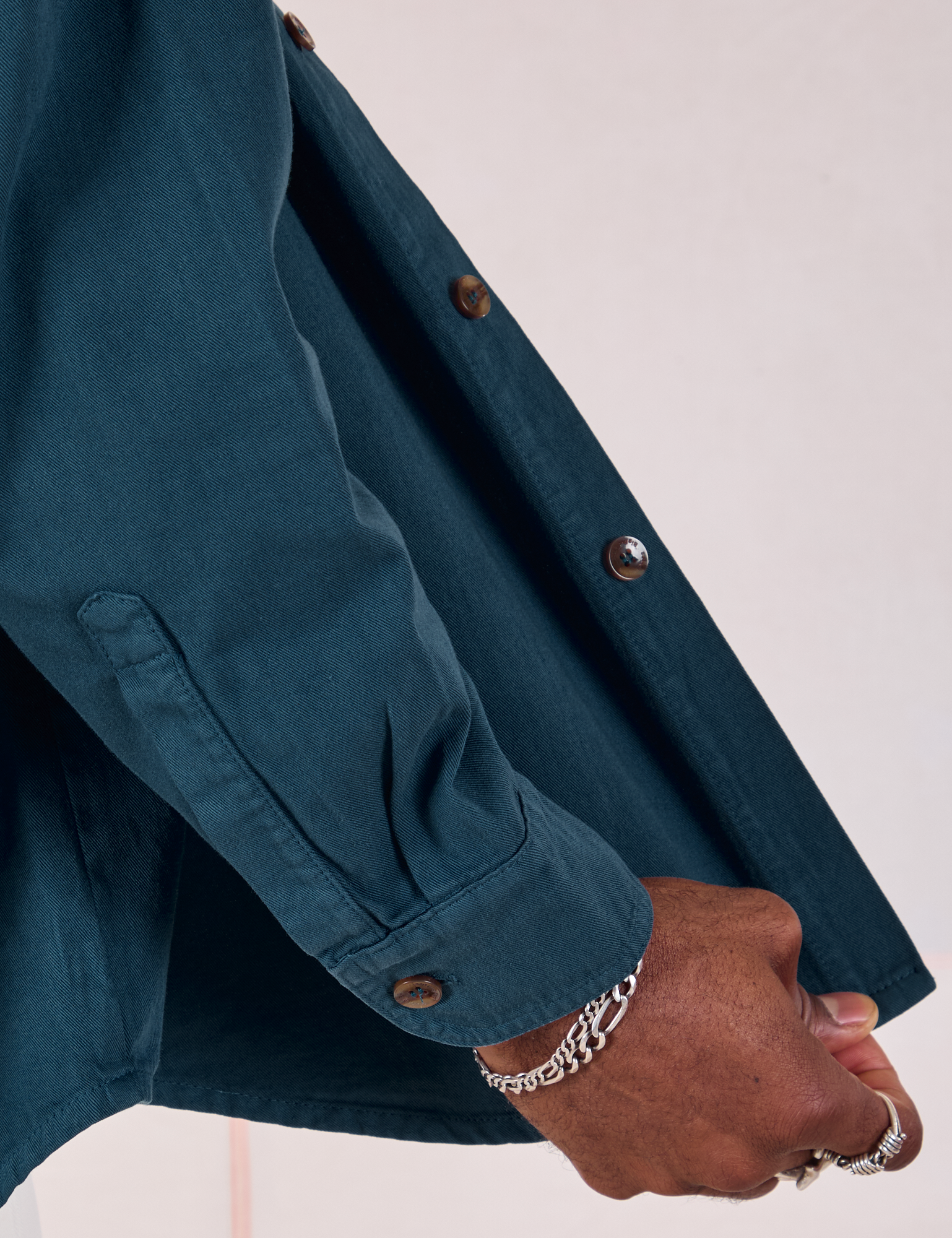 Twill Overshirt in Lagoon sleeve close up on Jerrod