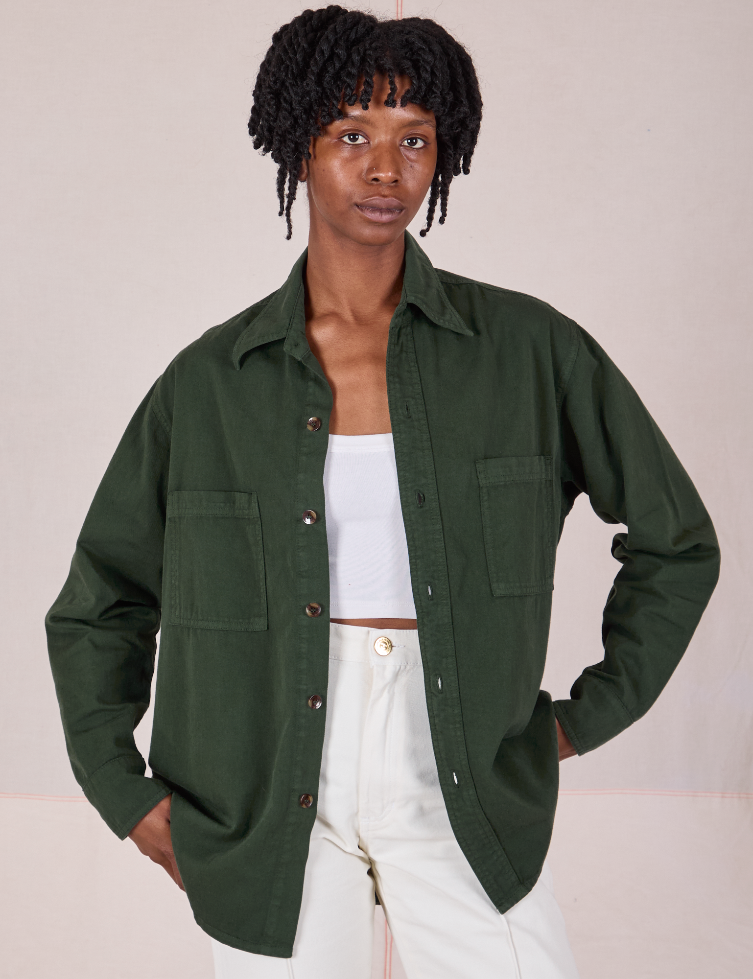 Cheyann is 5’11” and wearing XS Twill Overshirt in Swamp Green