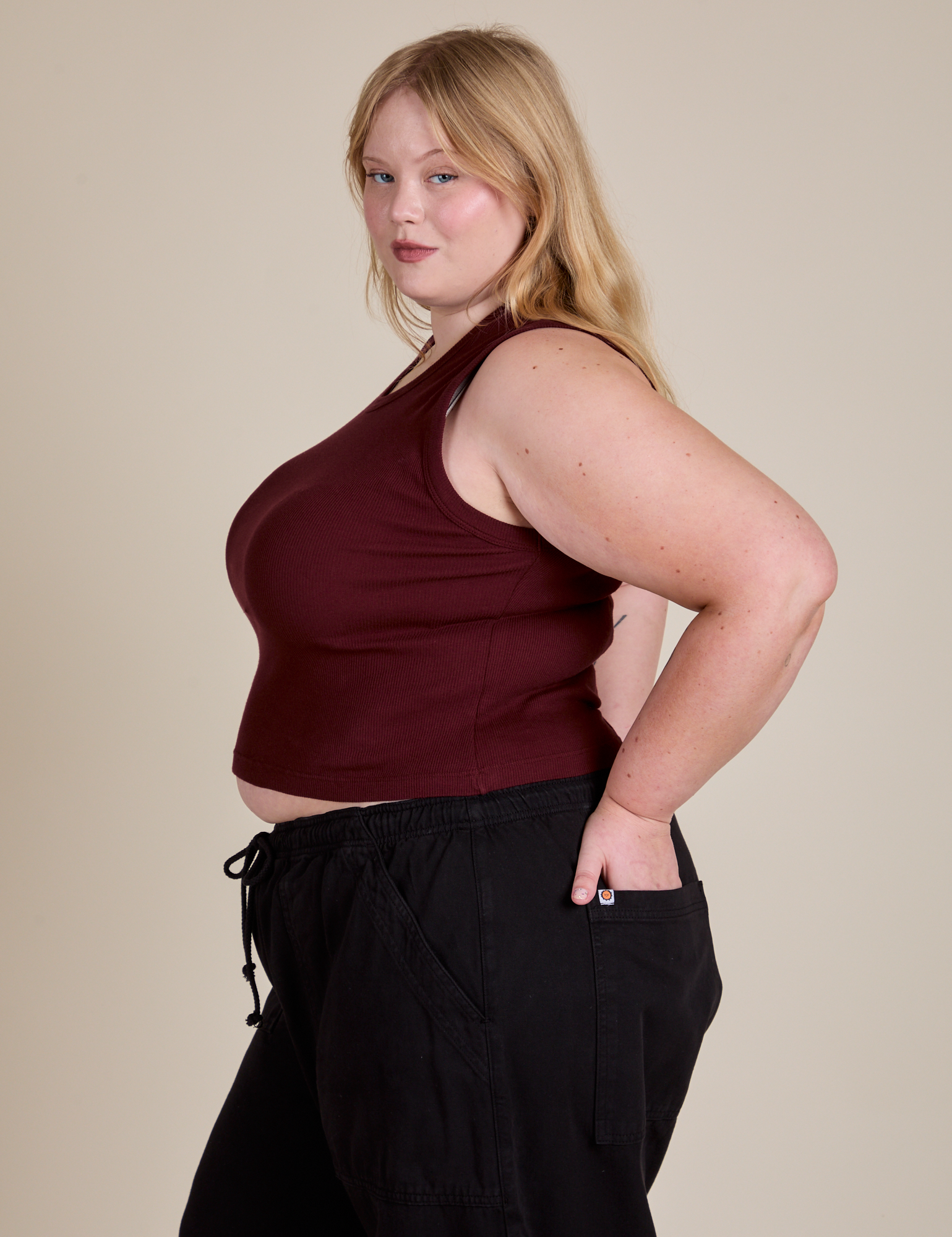Muscle Tee in Red Wine side view on Juliet