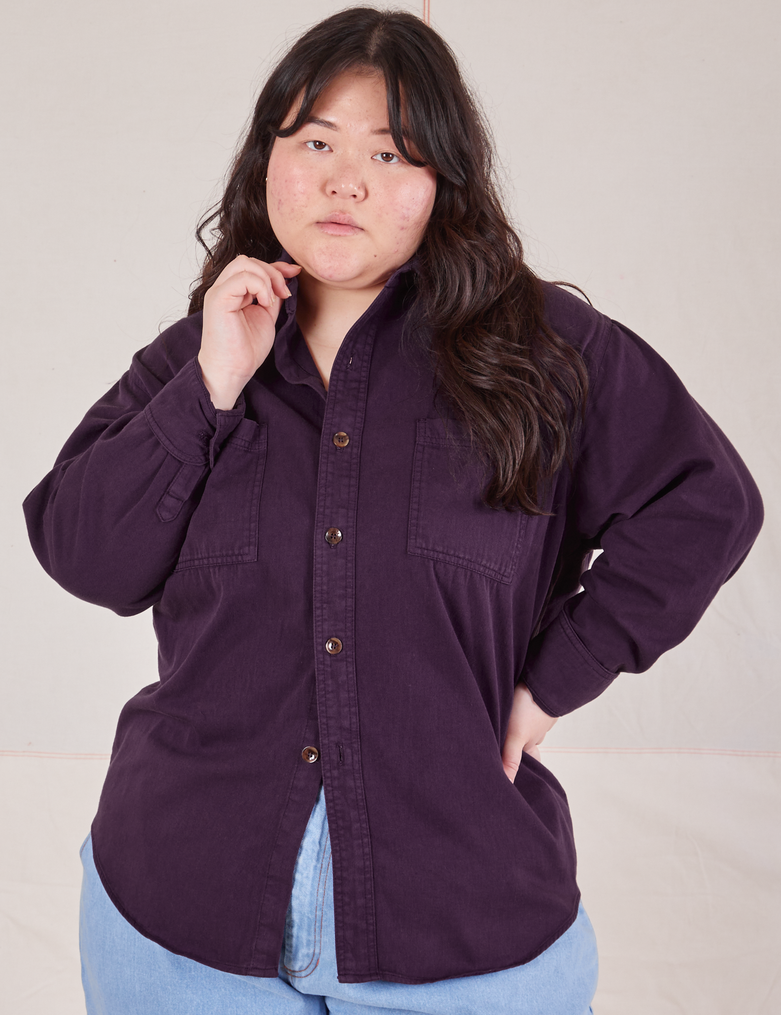 Ashley is wearing Oversize Overshirt in Nebula Purple