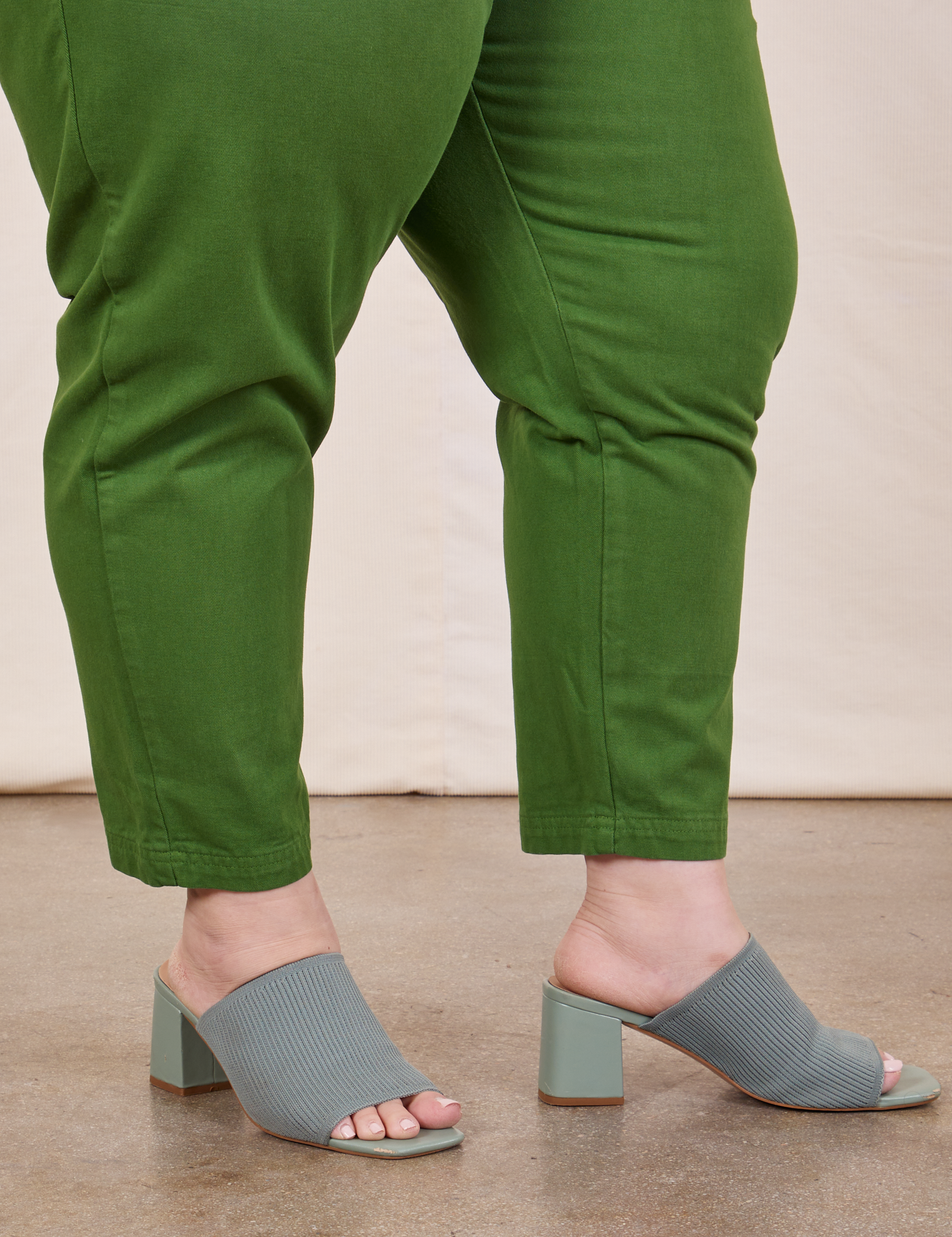 Petite Pencil Pants in Lawn Green pant leg side view close up on Ashley