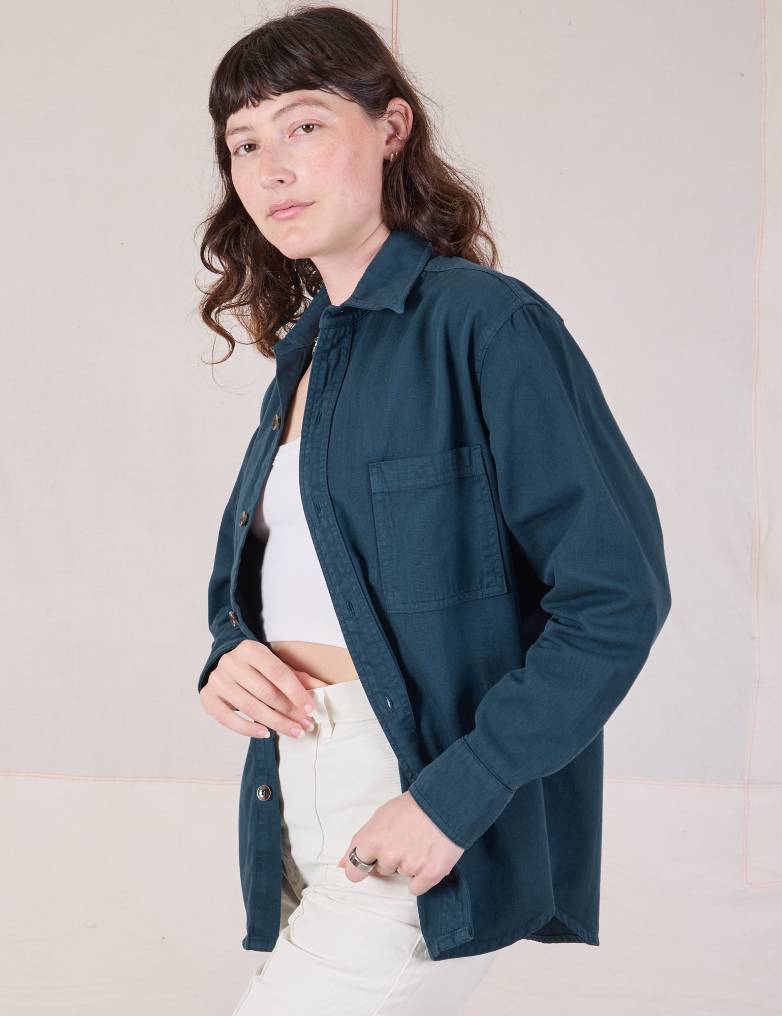 Twill Overshirt in Lagoon side view on Alex