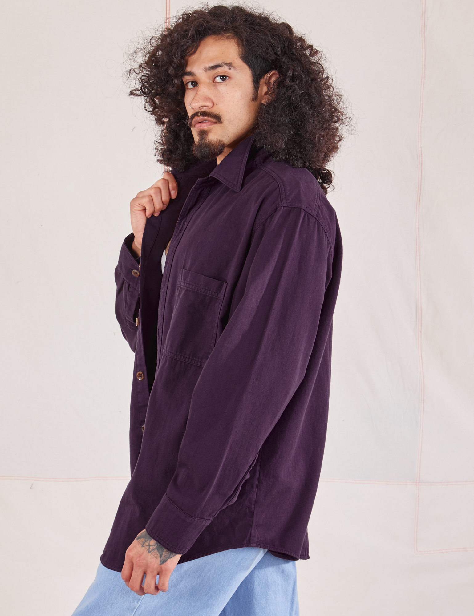Oversize Overshirt in Nebula Purple side view on Jesse