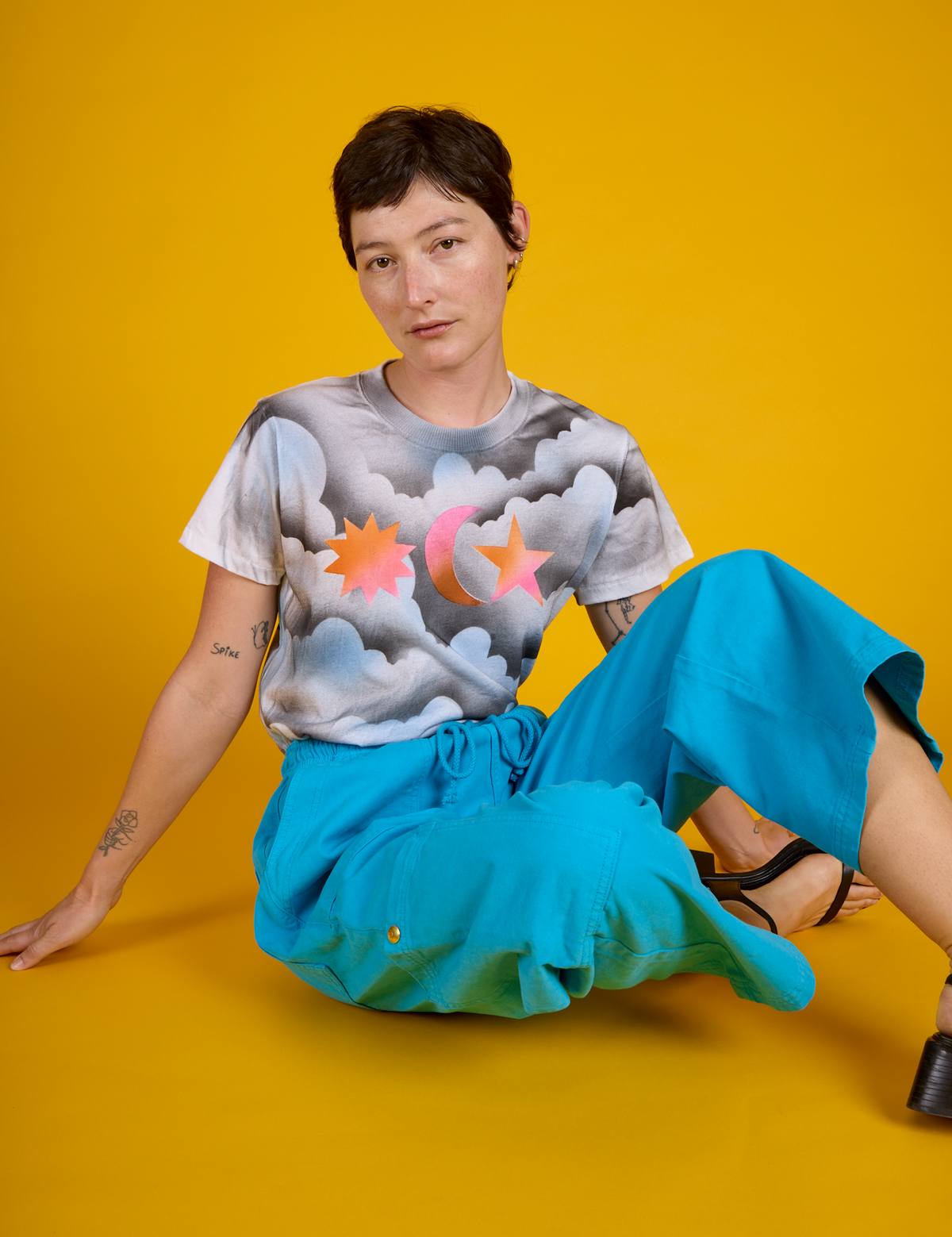 Alex in the Dark Cloud &amp; Sky Airbrush Vintage Tee with the Hawaiian Blue Drop Pocket Pants