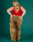 Back view of the Leopard Drop Pocket Pant on Juliet
