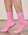 Everyday Sock in bubblegum pink on model