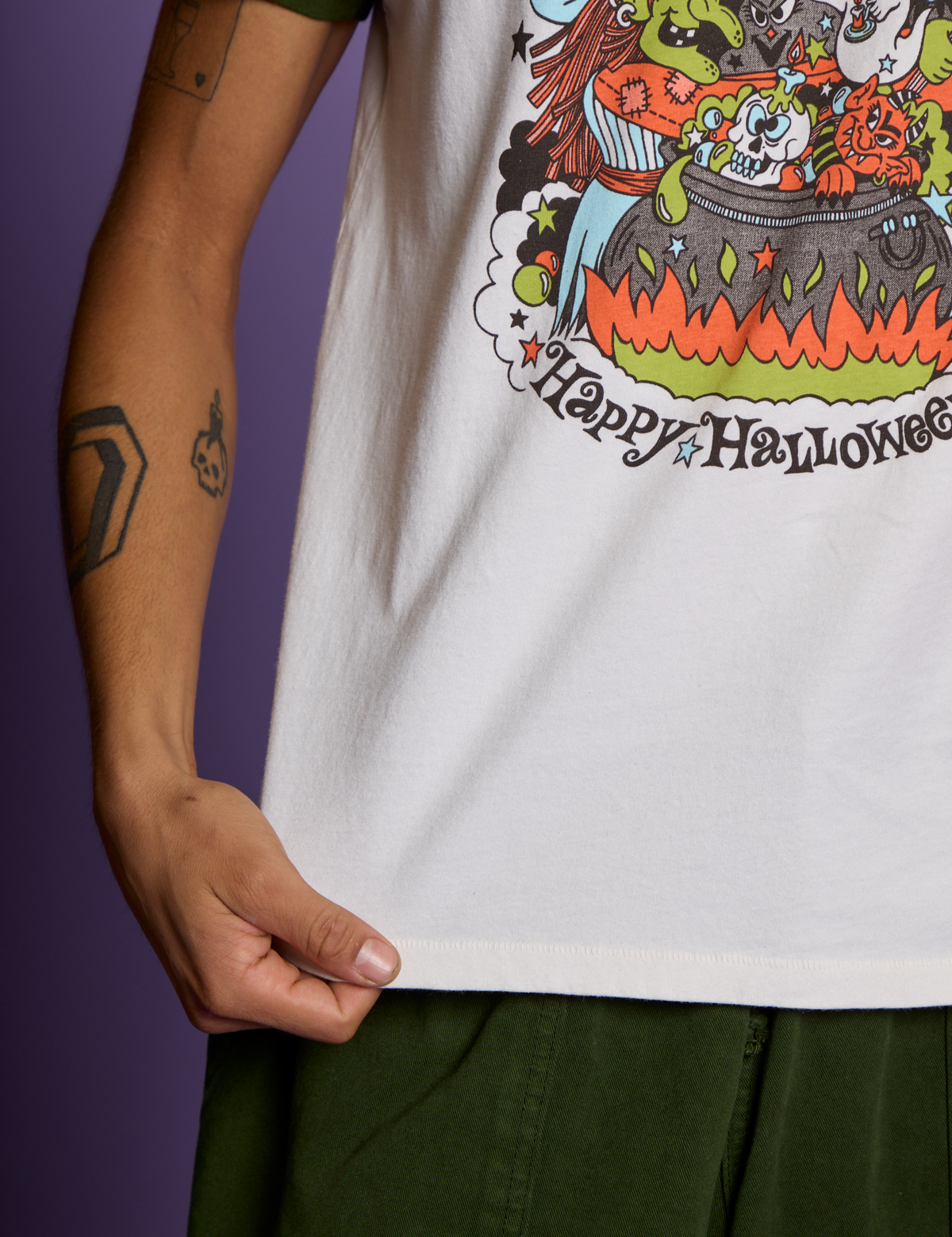 Vintage Tee - Happy Halloween