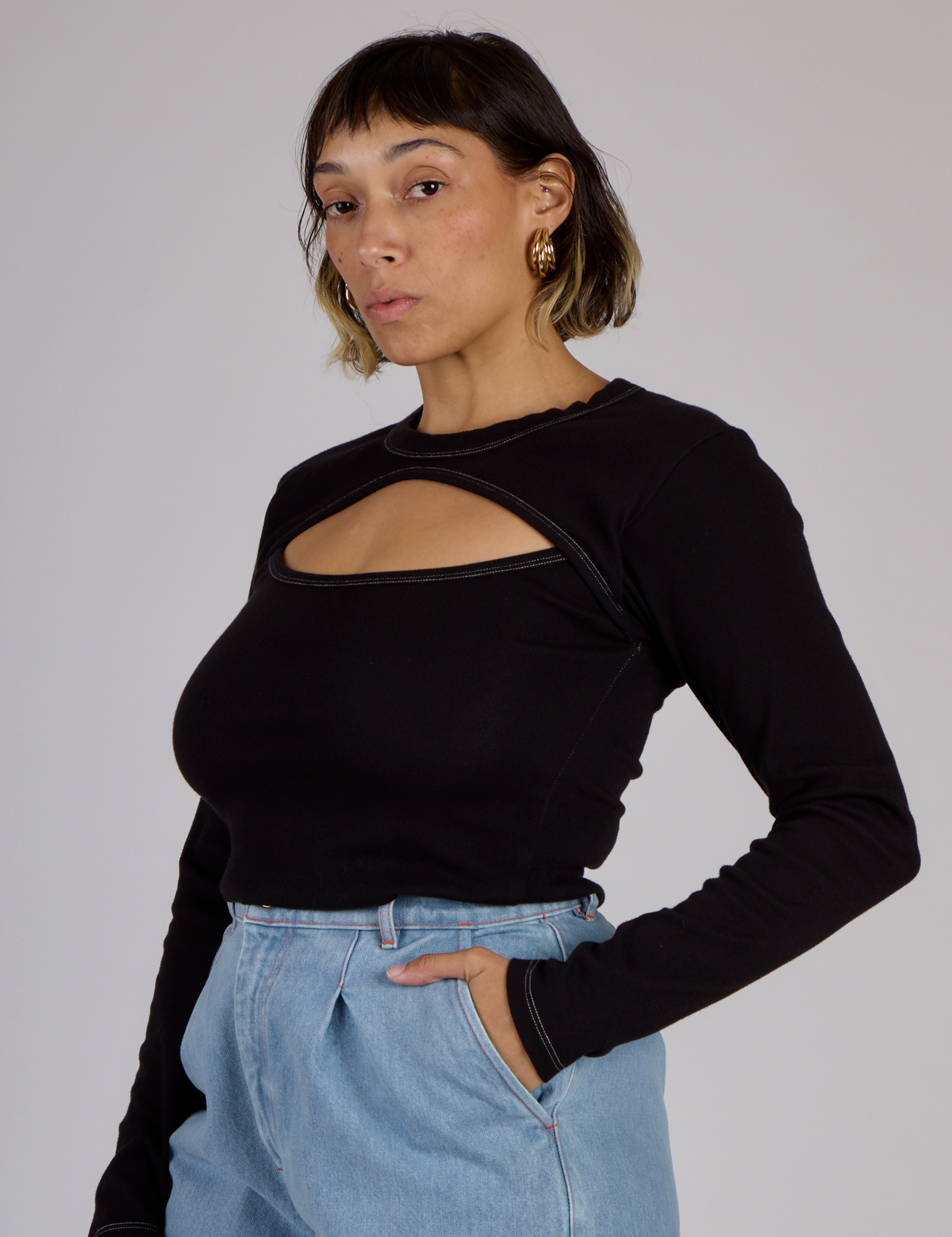 Porthole Long Sleeve Tee - Basic Black