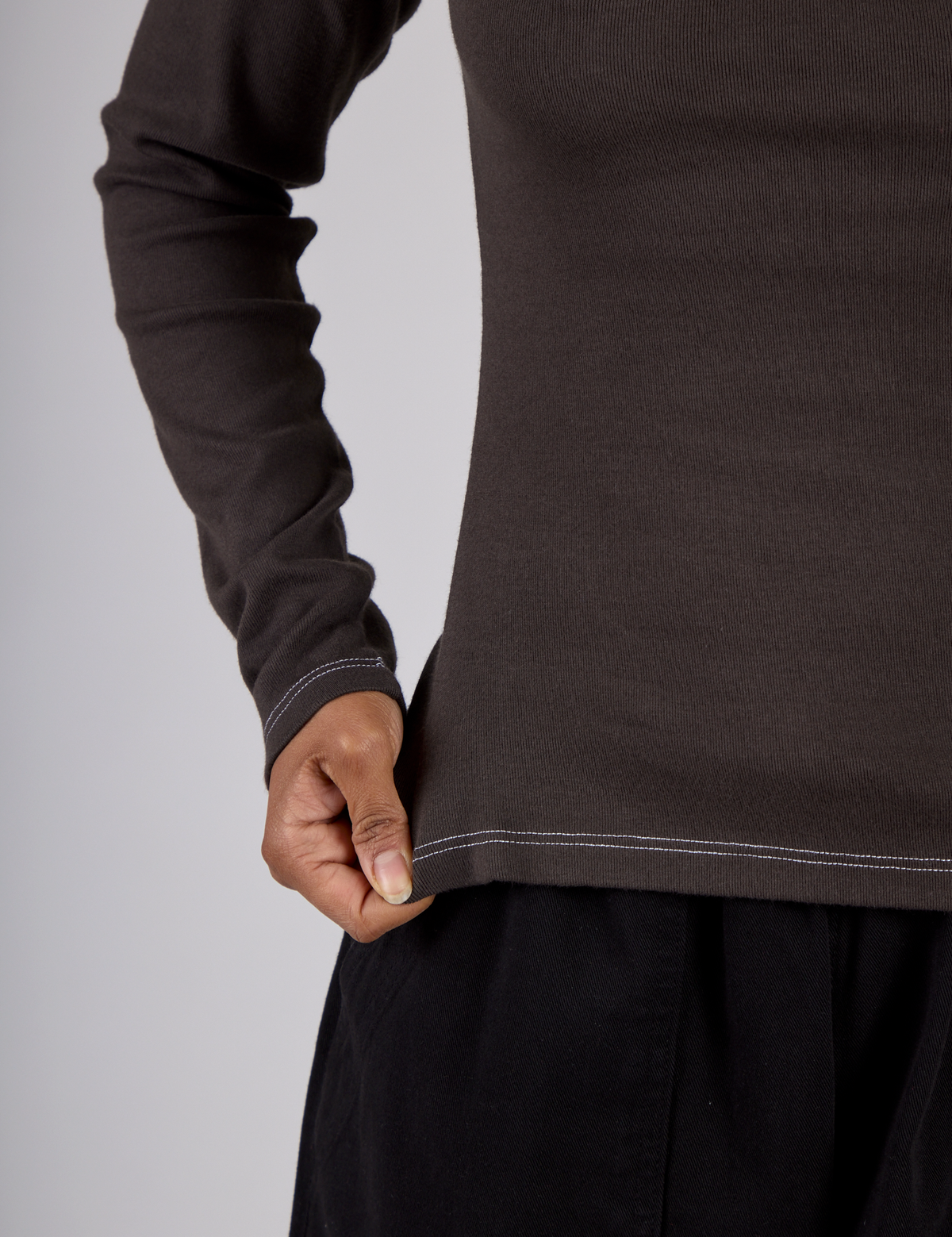 Porthole Long Sleeve Tee - Espresso Brown