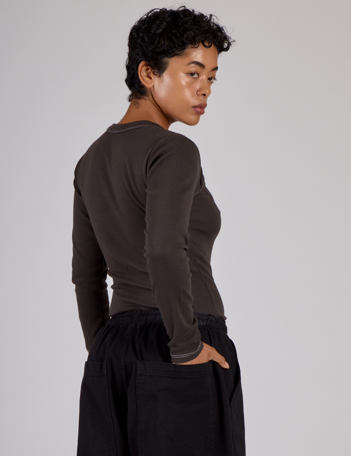 Porthole Long Sleeve Tee - Espresso Brown