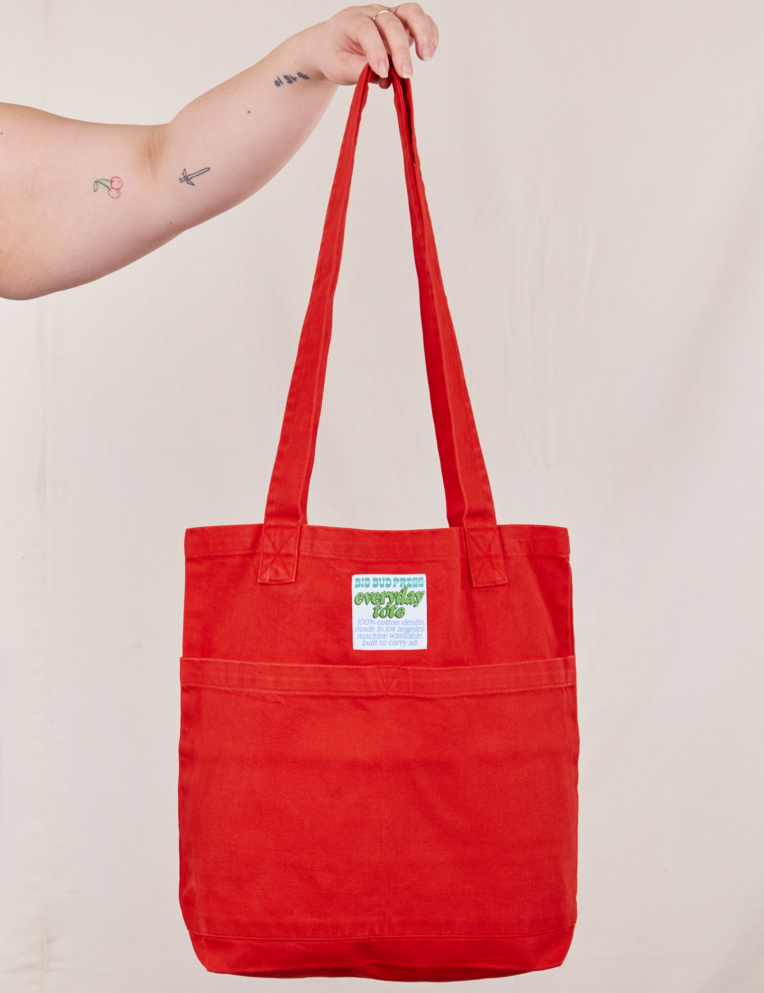 Everyday Tote Bag in Mustang Red