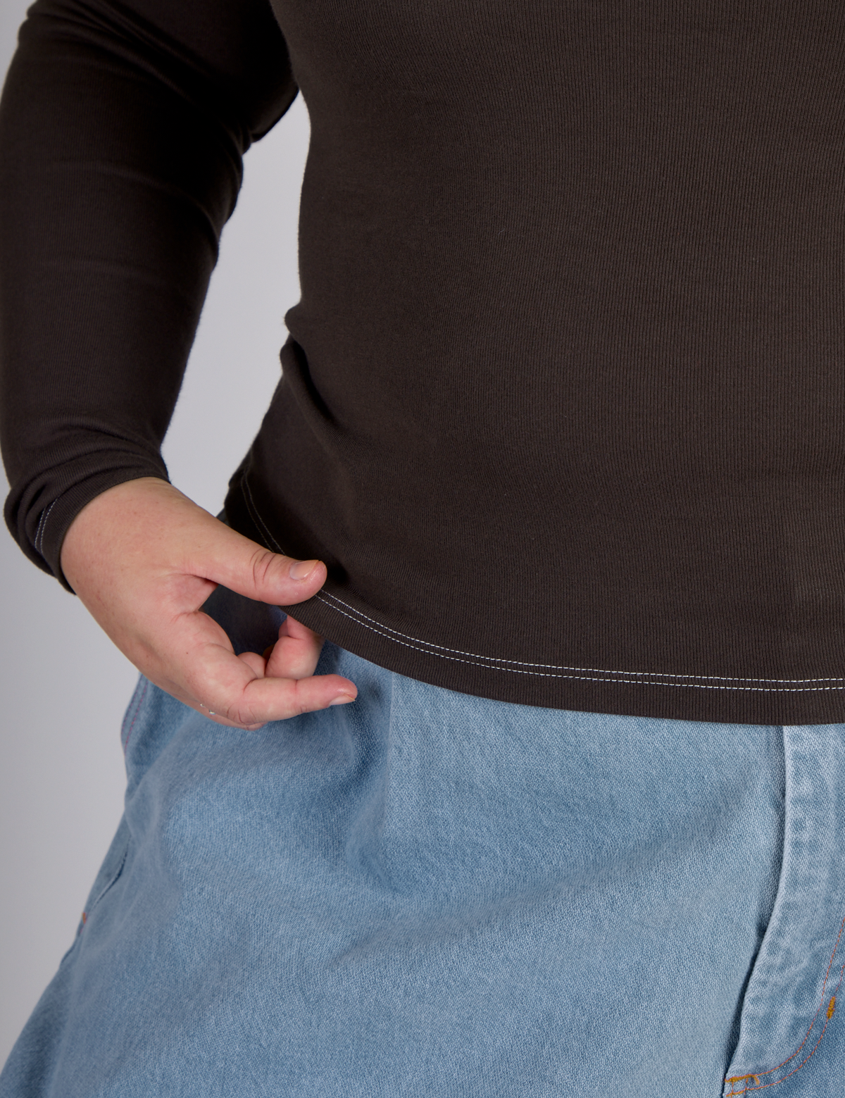 Porthole Long Sleeve Tee - Espresso Brown