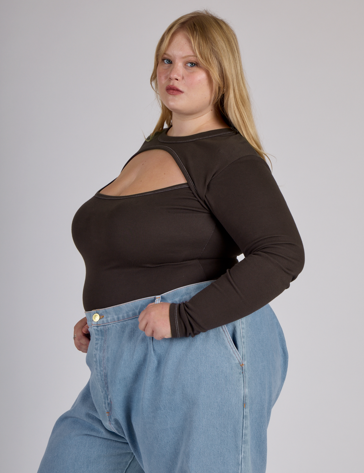 Porthole Long Sleeve Tee - Espresso Brown
