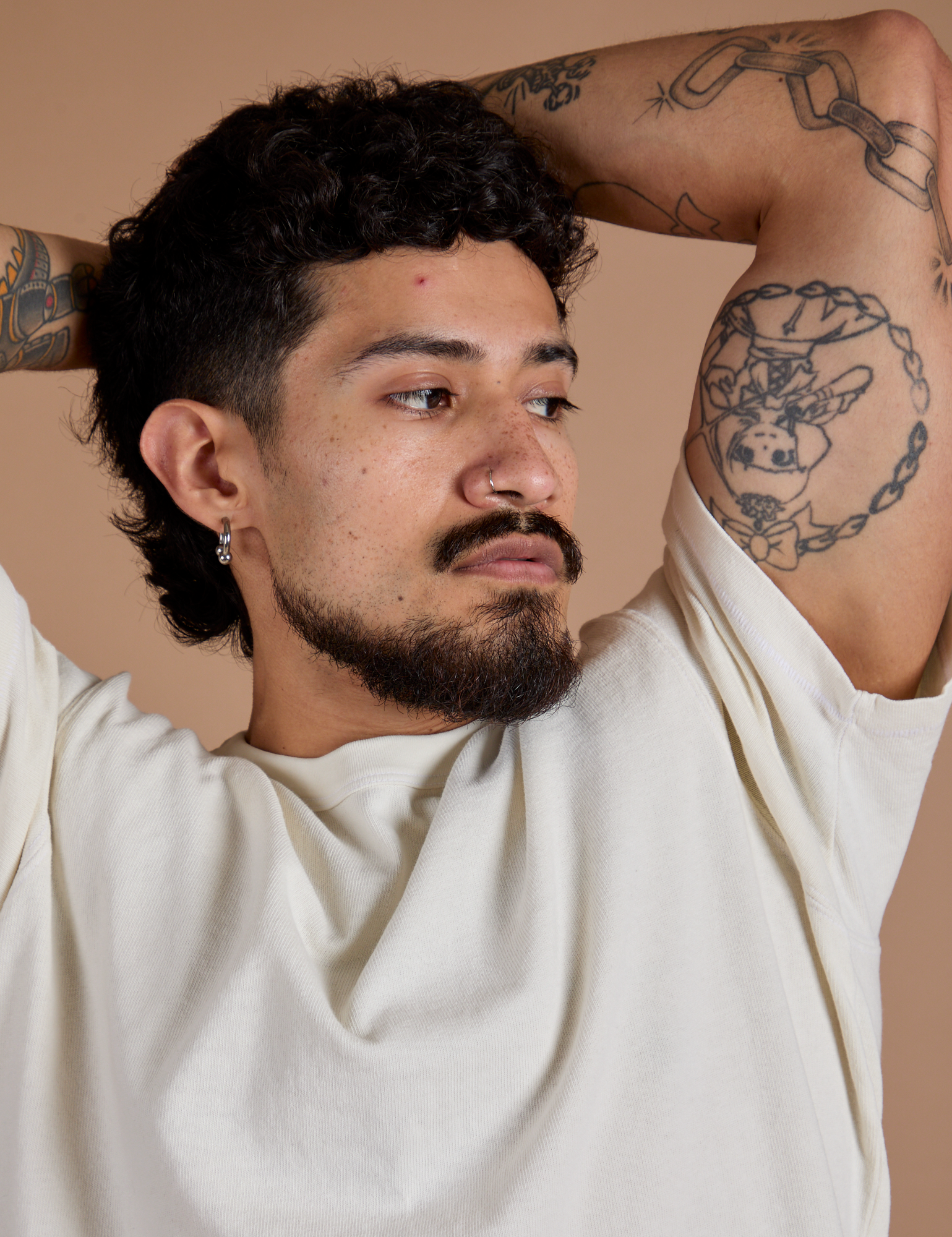 Burly Tee in Vintage Tee White front close up on Jesse