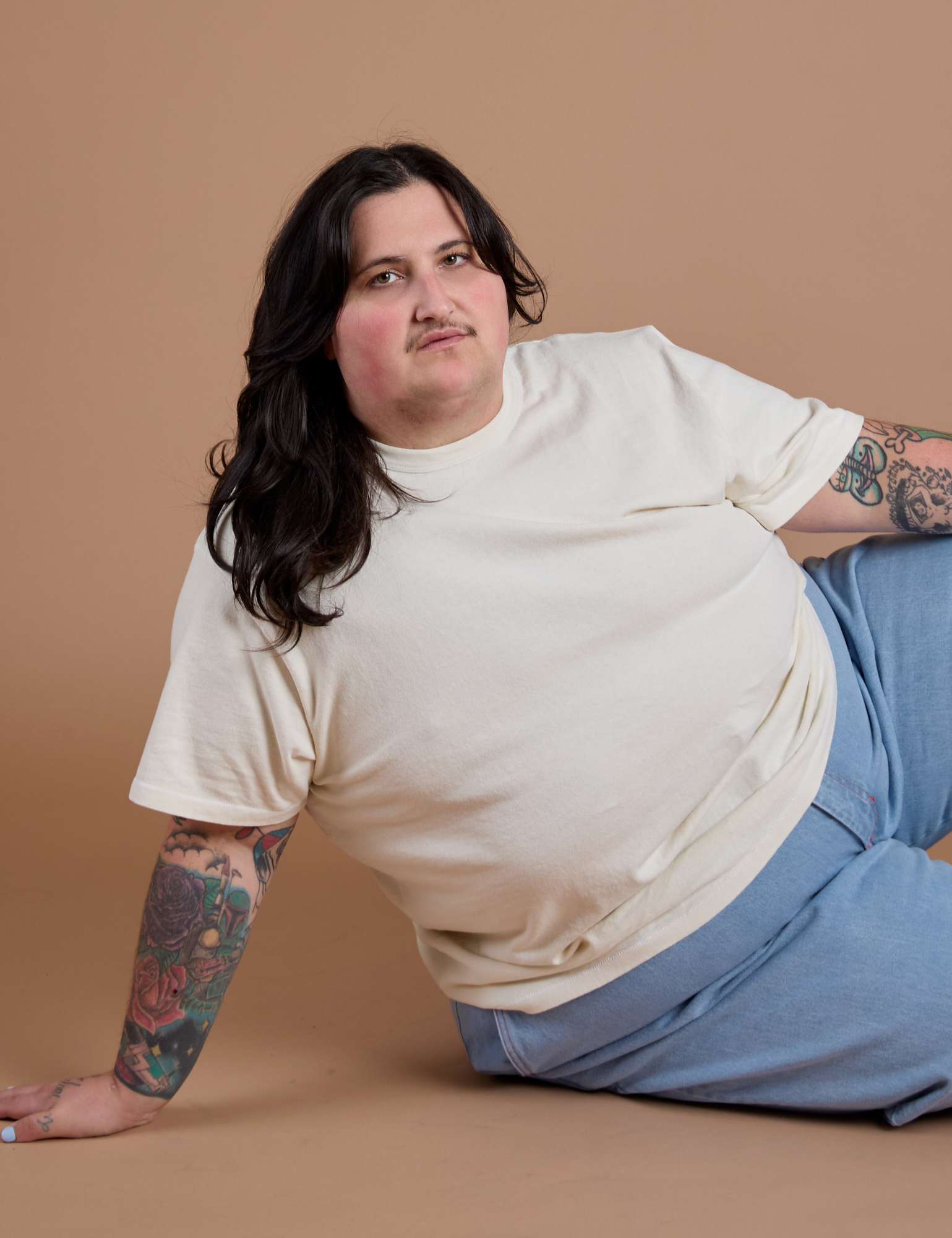 Burly Tee in Vintage Tee White on Sam