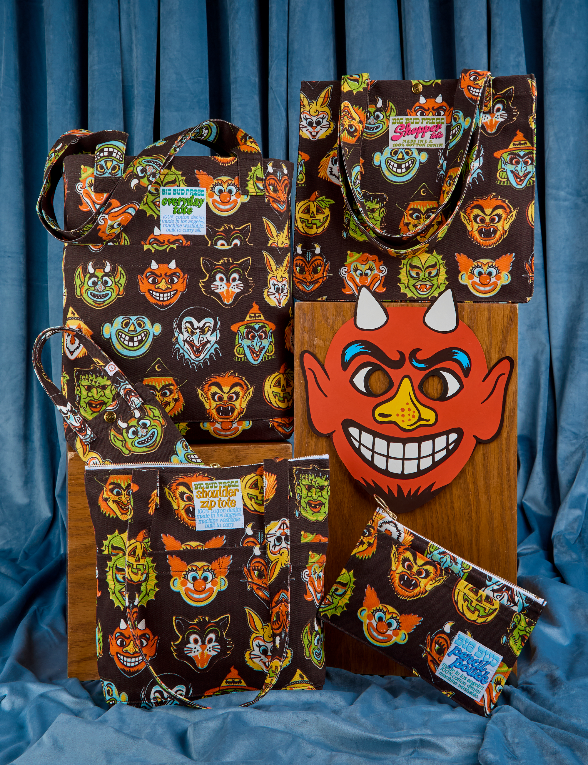 Halloween Masks Bags group photo
