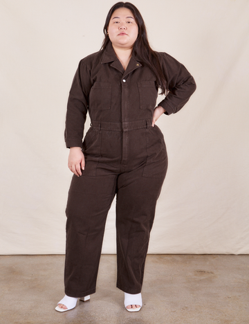 Ashley is 5'7" and wearing 1XLEveryday Jumpsuit in Espresso Brown