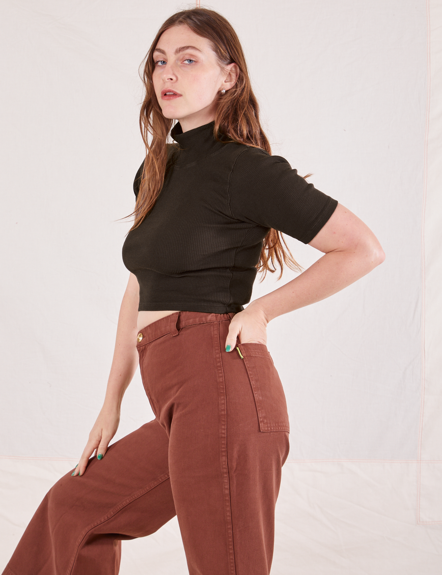 Side view of Allison wearing 1/2 Sleeve Essential Turtleneck in Espresso Brown and fudgesicle brown Bell Bottoms