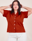 Faye is wearing Pantry Button-Up in Paprika
