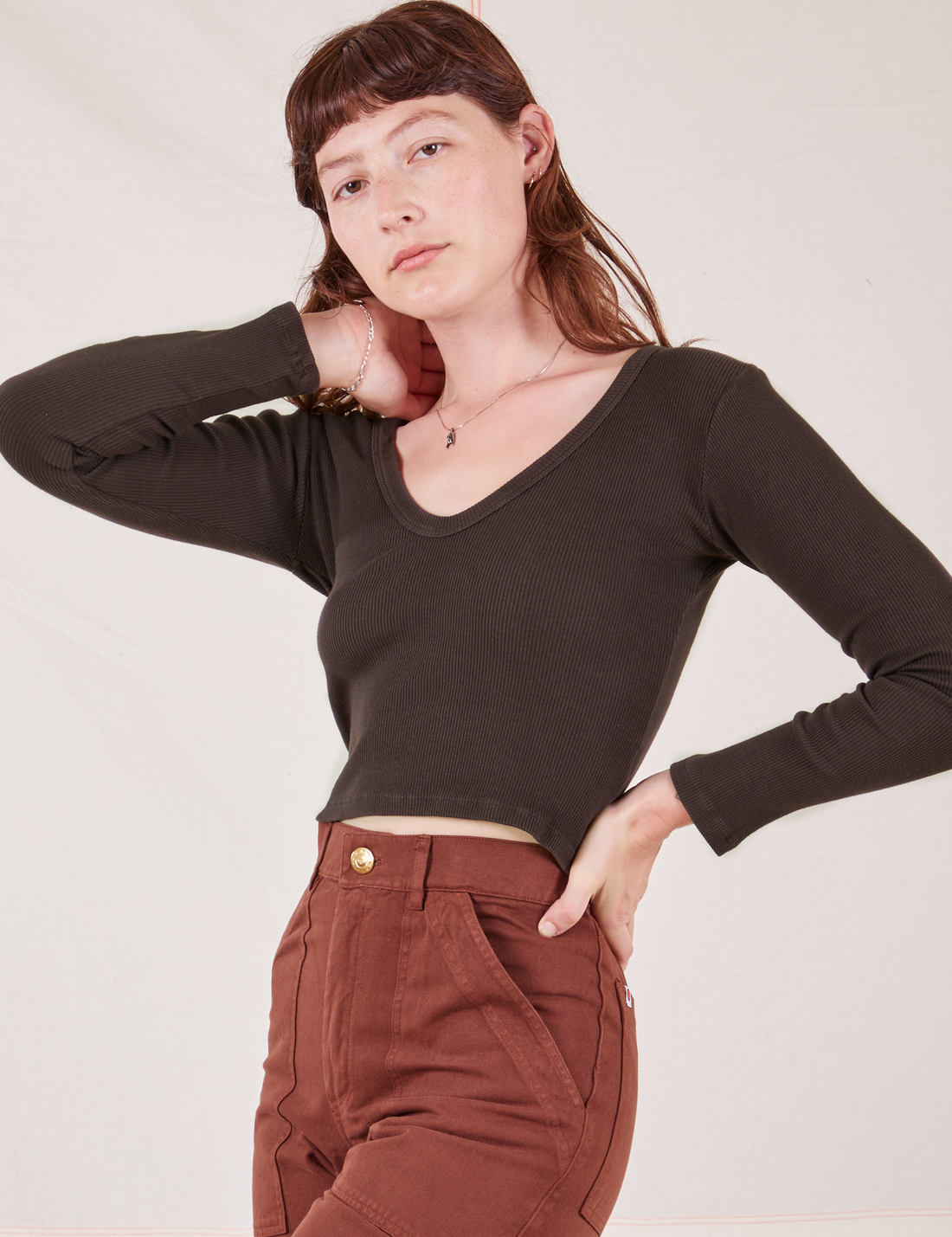 Long Sleeve V-Neck Tee in Espresso Brown on Alex