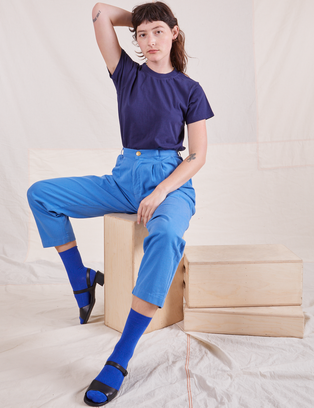 The Organic Vintage Tee in Navy Blue on Alex