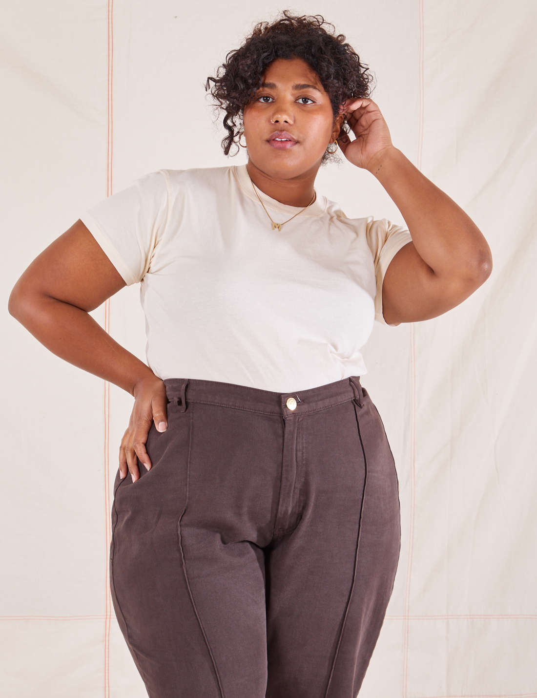 The Organic Vintage Tee in Vintage Off White on Morgan wearing espresso brown Western Pants