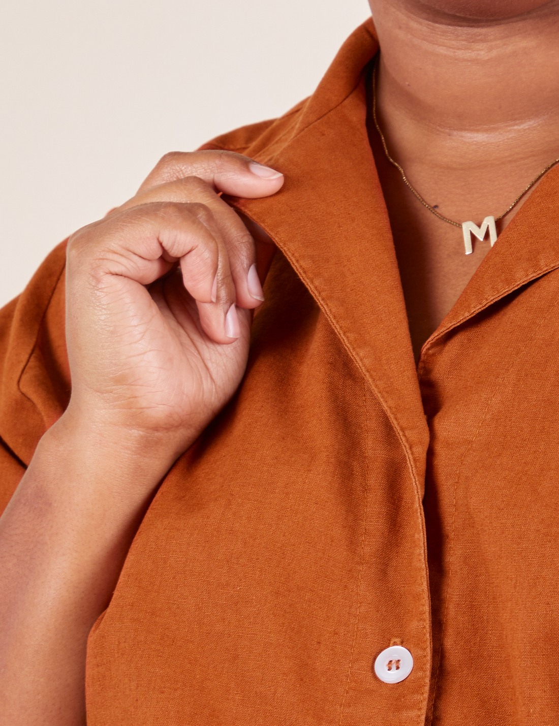 Pantry Button-Up in Burnt Terracotta collar close up on Morgan