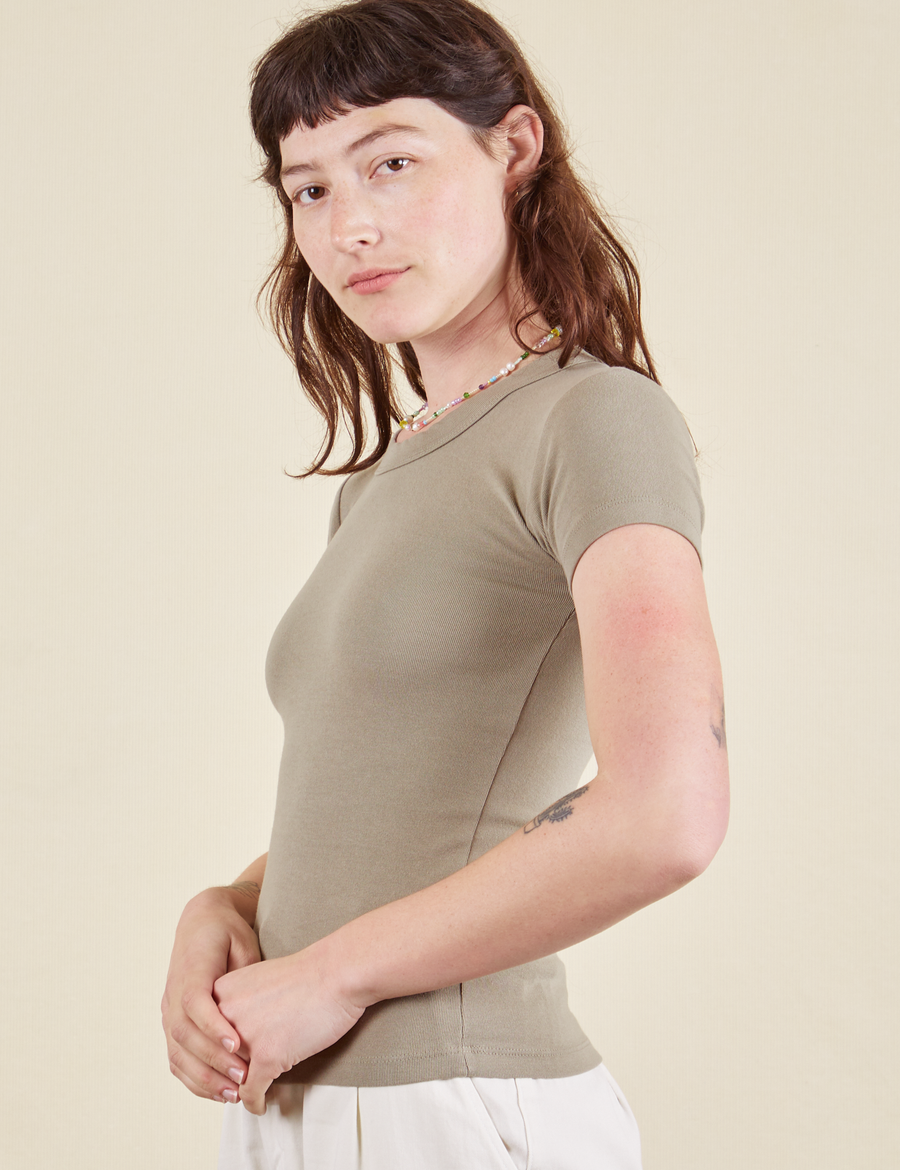 Side view of Baby Tee in Khaki Grey on Alex