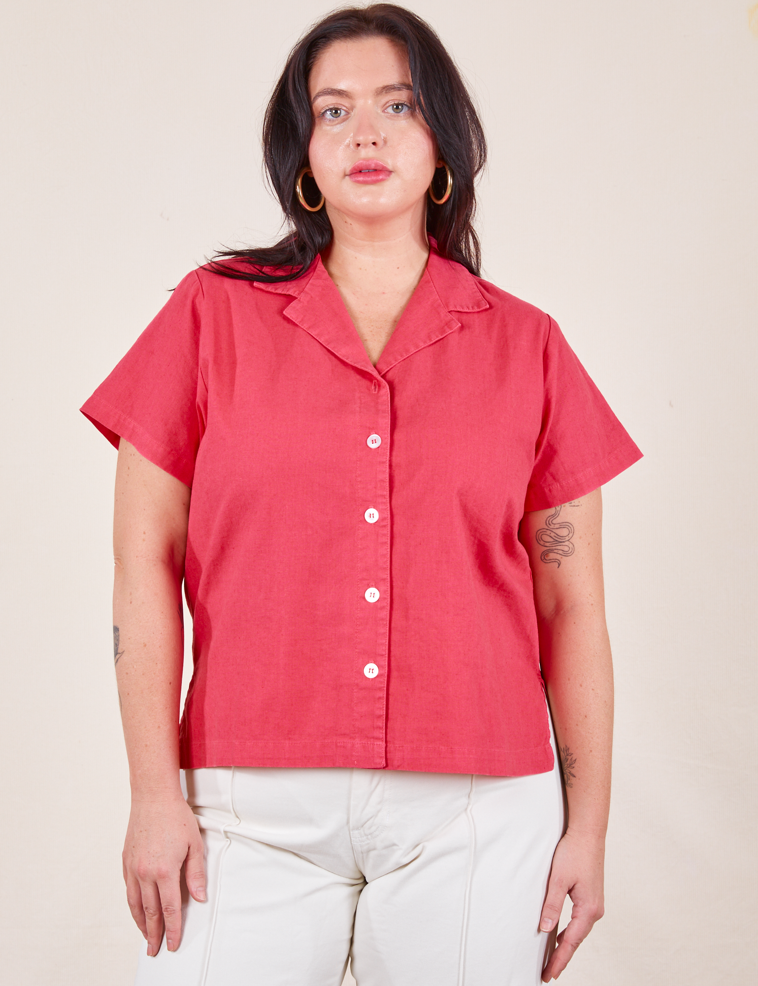 Faye is wearing Pantry Button-Up in Hot Pink