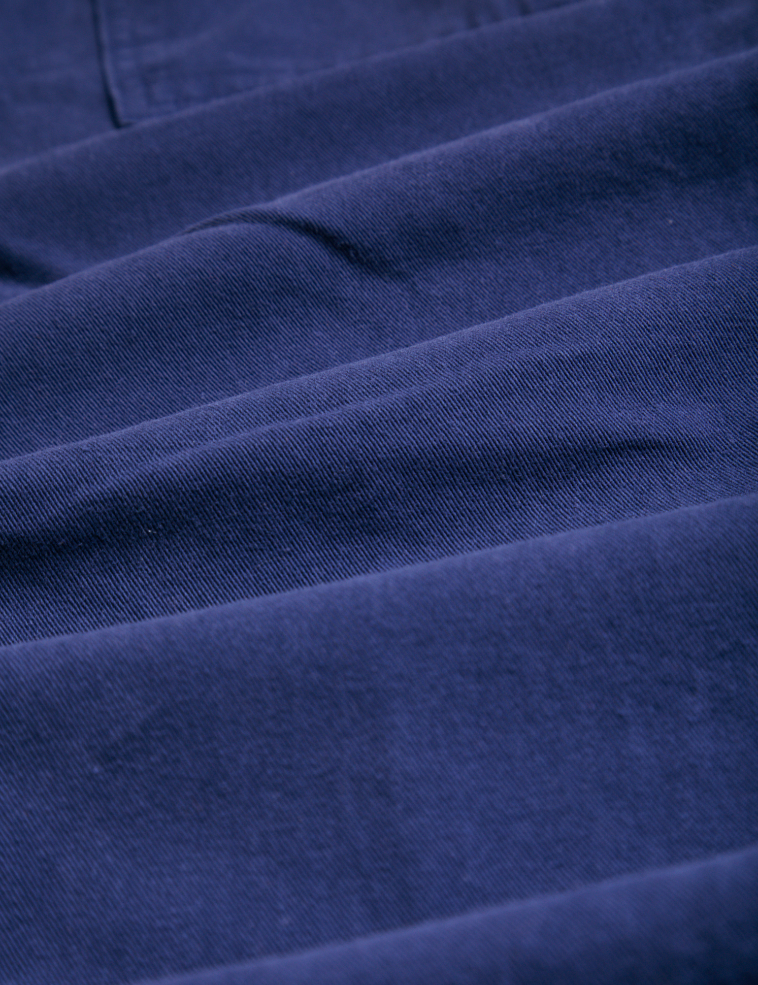 Work Pants in Navy Blue detail close up of fabric